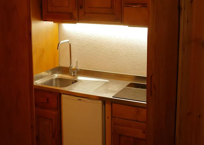 Contemporary In Near Area Apartment Breuil-Cervinia