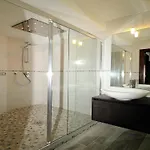 Contemporary In Near Area *