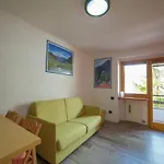 Contemporary In Near Area Брей-Червінія