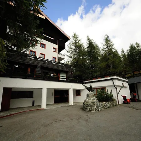 Contemporary In Cervinia Near Area Apartment
