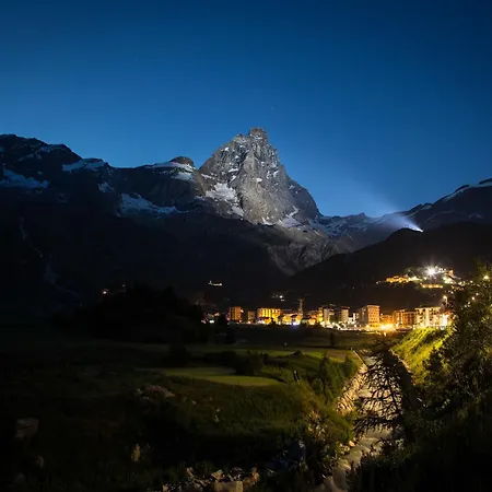 Contemporary In Cervinia Near Area