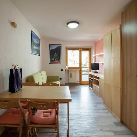 Contemporary In Cervinia Near Area Breuil-Cervinia