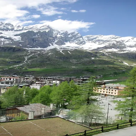 Contemporary In Cervinia Near Area * Breuil-Cervinia