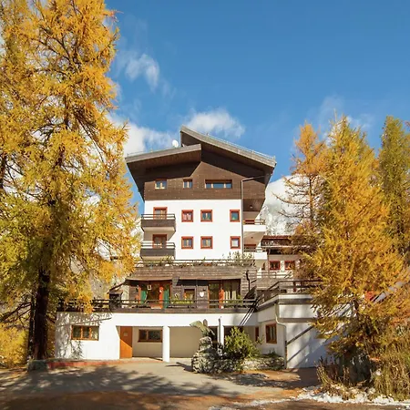 Contemporary In Cervinia Near Area