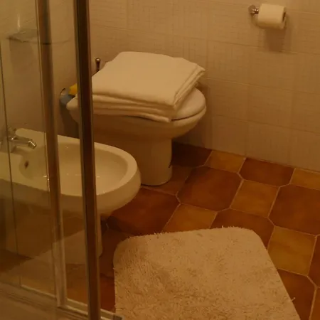 Contemporary In Near Area Διαμέρισμα *