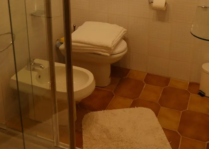 Contemporary In Near Area Брей-Червінія