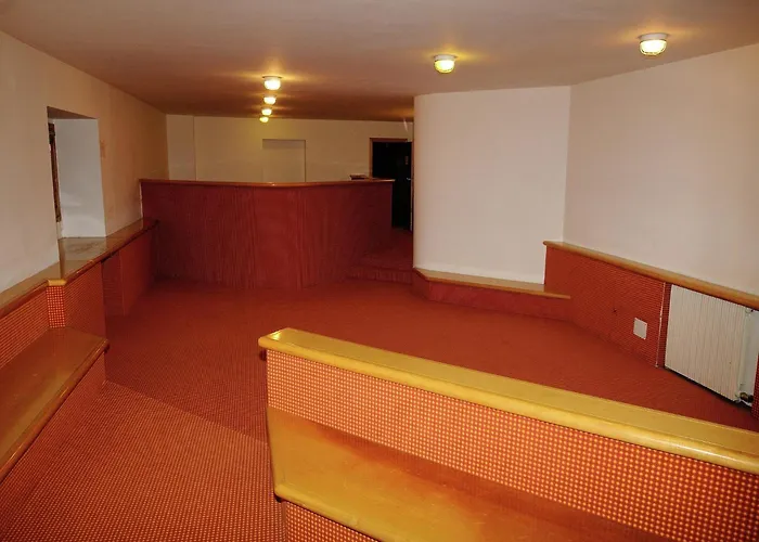 Contemporary In Near Area Апартаменти *